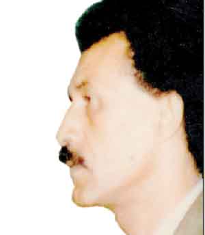 طاهر علوان